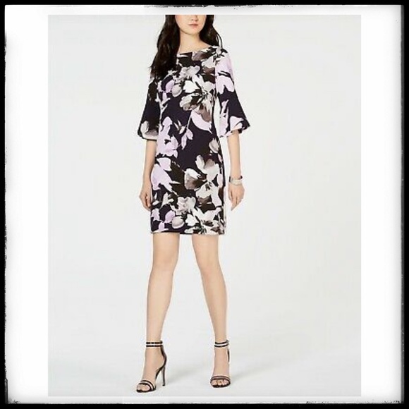 Beautiful Vince Camuto Floral Bell Sleeve Dress - Picture 2 of 8